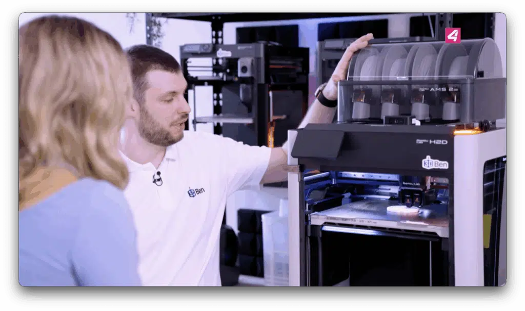 3DBen in der PULS4-Doku beim Erstellen eines 3D-Druck-Prototyps